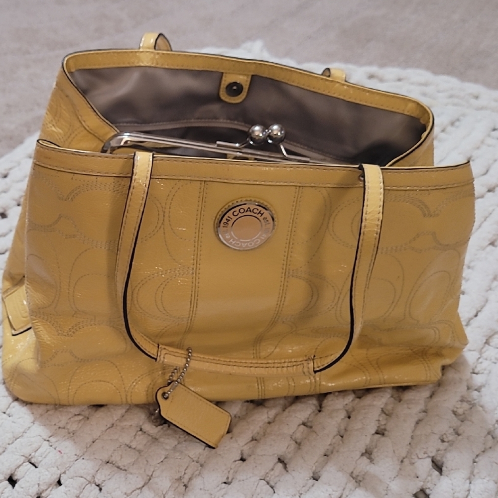 Coach Lemon Yellow Shoulder Bag